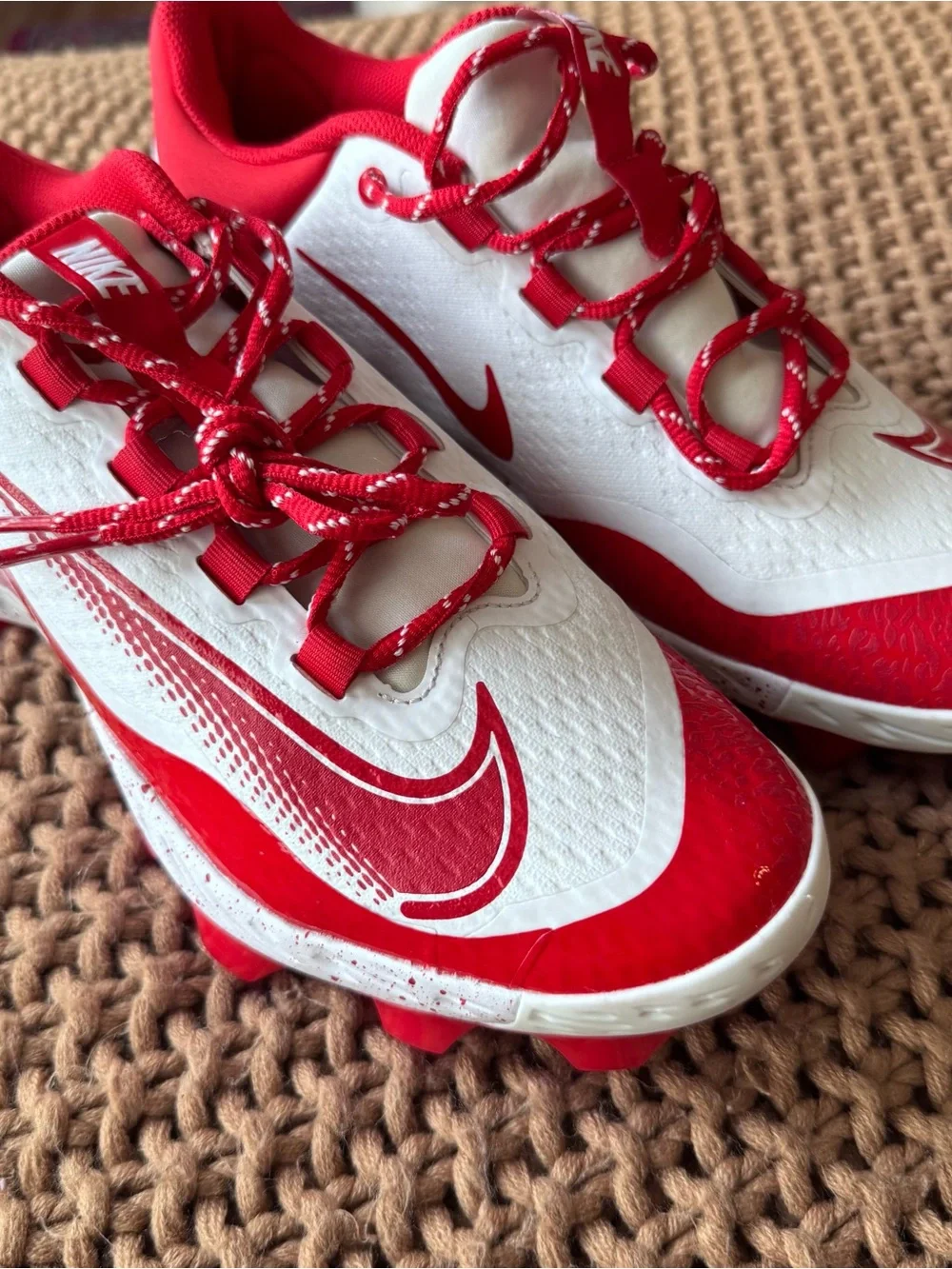NEW Nike Alpha Huarache Elite 4 Low MCS Baseball Cleats White Red Men’s 10.5